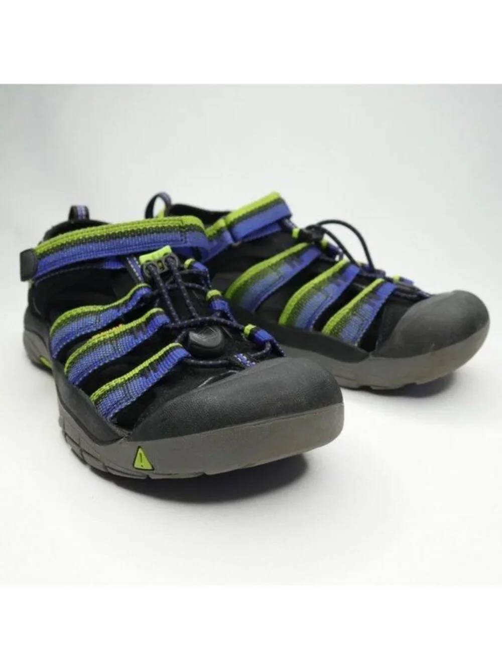 Keen Newport H2 Kids Size 5 Blue Green Slip On Waterproof Fisherman Sandals